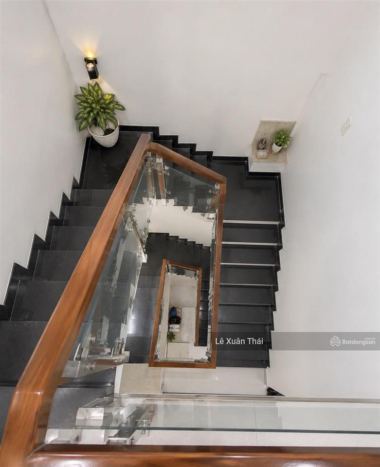 Cần bán nhà mới đường bình thới q11, 41m2 x 5t  full nội thất xịn. giá 7.9tỷ. gần đầm sen