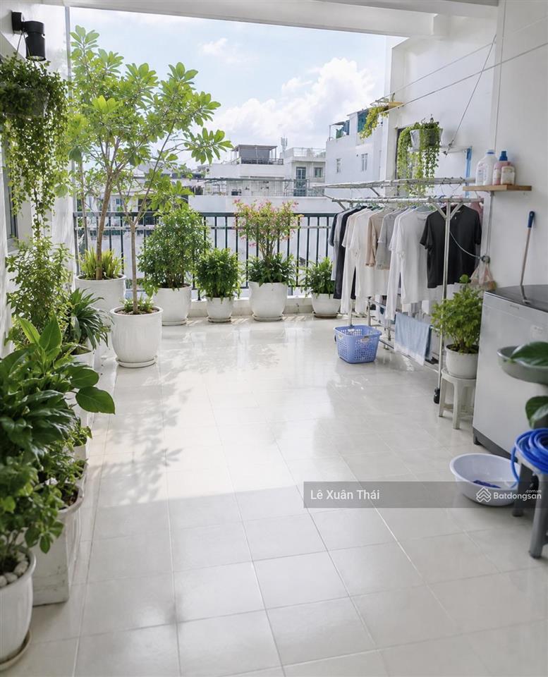 Định cư, gấp bán nhà tôn thất hiệp  q.11 chỉ 10t9, dt 55m2 x 5t  mt 4m ô tô vào nhà