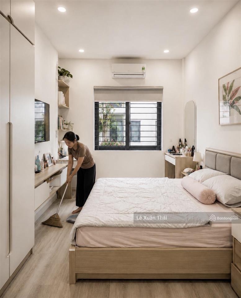 Chủ chuyển nơi công tác cần bán nhà bình thới, q11 43m2 hẻm 6m ô tô vào nhà đẹp. 7,9 tỷ
