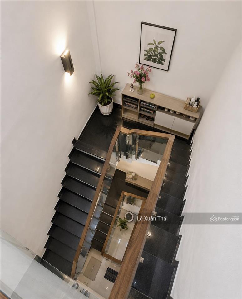 Chủ chuyển nơi công tác cần bán nhà bình thới, q11 43m2 hẻm 6m ô tô vào nhà đẹp. 7,9 tỷ