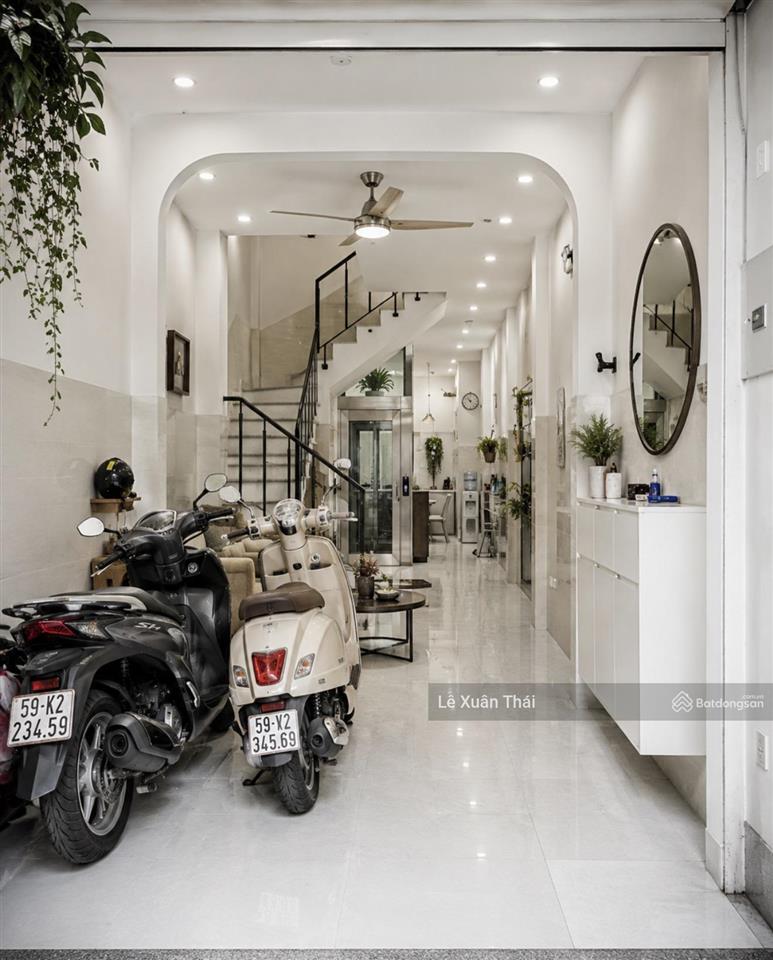 Chủ chuyển nơi công tác cần bán nhà bình thới, q11 43m2 hẻm 6m ô tô vào nhà đẹp. 7,9 tỷ