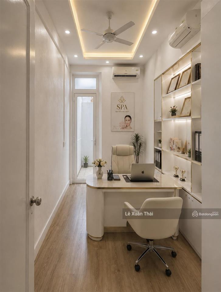 Cần bán nhà âu cơ  tân bình 44m2 x 4t, giá 8,6 tỷ. gần vx lê đại hành, hđ thuê dài 26tr/tháng