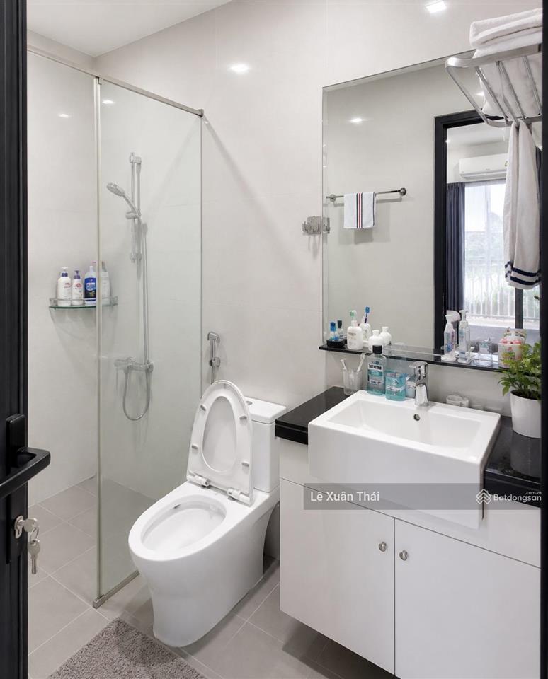 Cần bán nhà mt bắc hải ngay cx bắc hải dt 98m2 x 6t  mt 5m, thang máy  15 chdv. giá 35t8