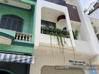 Cần bán nhà lạc long quân q11, 48m2 x 3t, giá 8.1 tỷ, hẻm 2 xe hơi tránh nhau, đối diện cv đầm sen