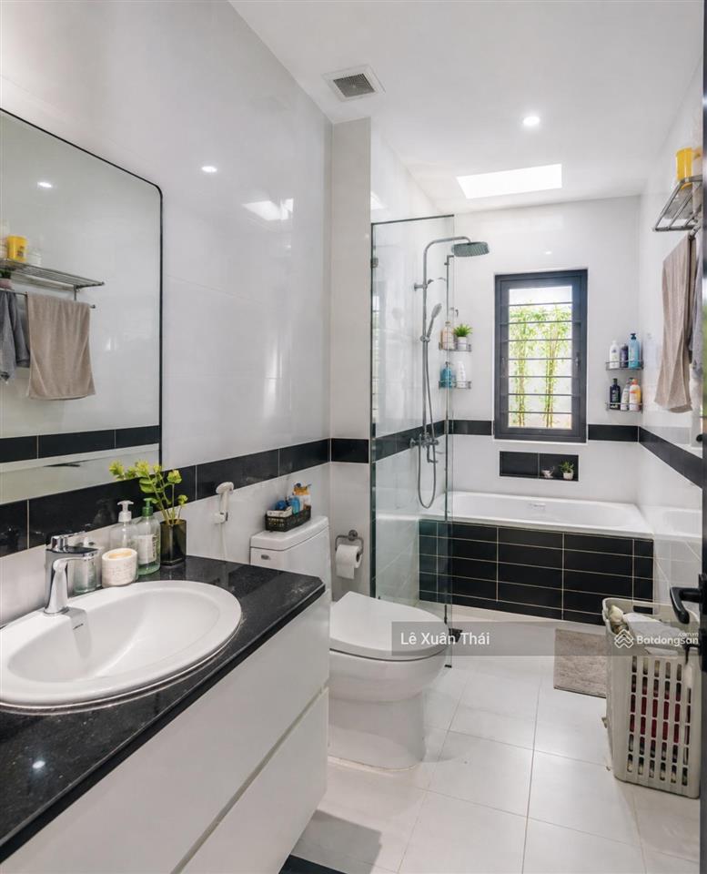 Giảm 1,3 tỷ bán nhanh đi nước ngoài nhà cư xá lê đại hành 62m2 x 4t, mt 4,5m. giá 11tỷ2
