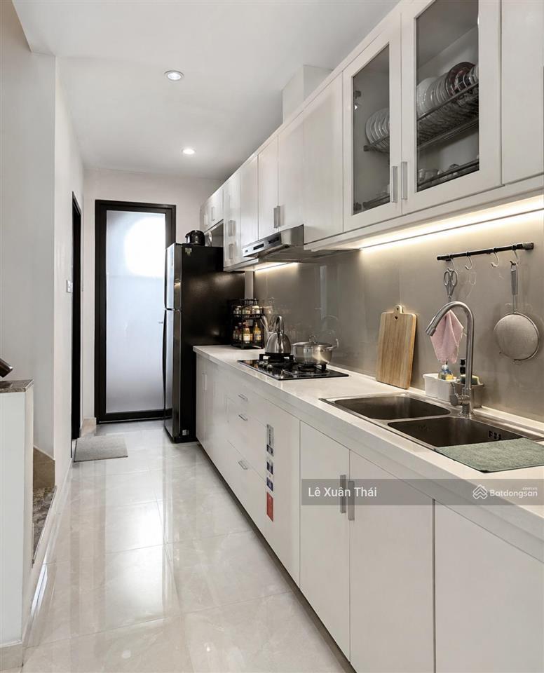 Hẻm 7m thông âu cơ, q11. nhà chủ tự xây ở ngay 64m2 x 4t ngang 4.5m. giá 10t9  full nội thất