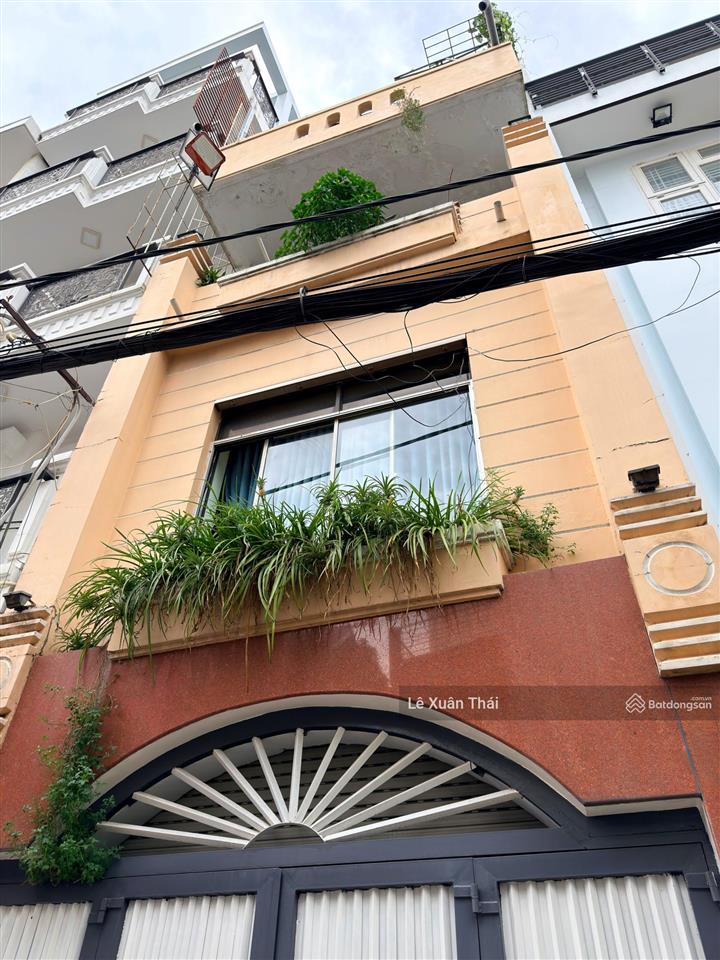 Hẻm 6m xe hơi vào nhà, lạc long quân q11, nhà chủ tự xây 48m2 x 3t full nội thất, ở ngay. giá 7.8tỷ