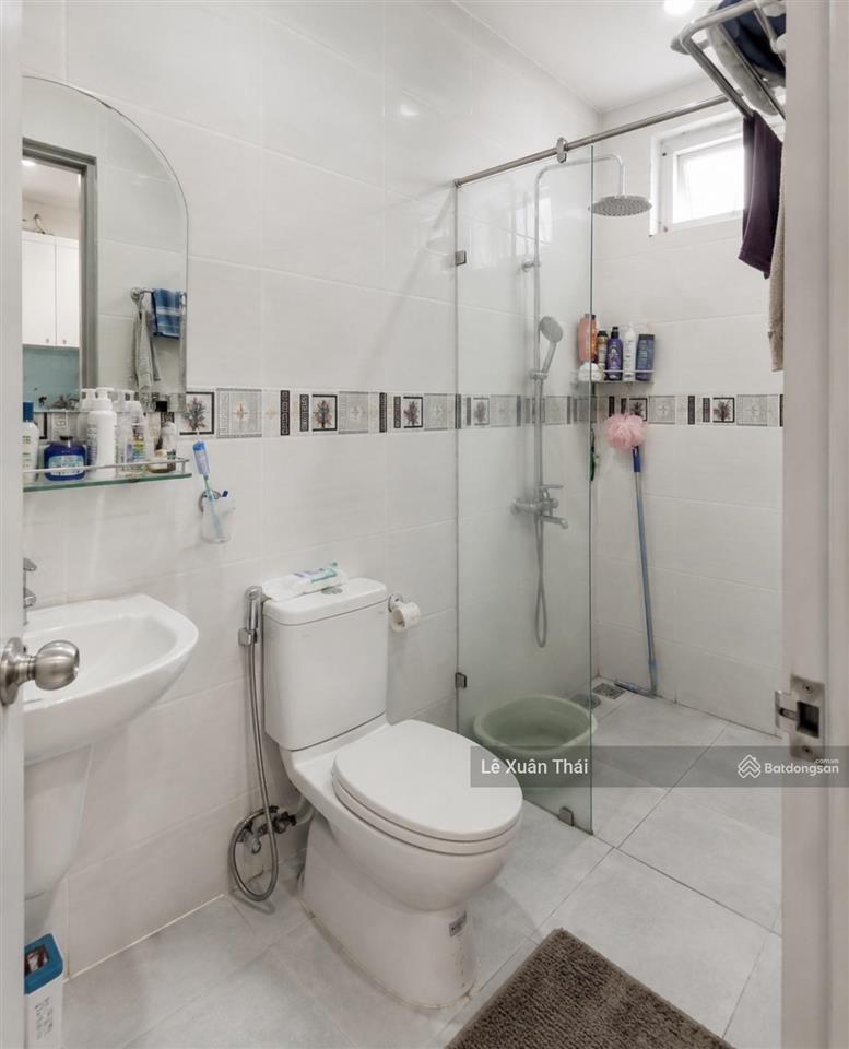 Nhà gần trục đường lê đại hành q11 46m2, hẻm thông, ô tô tới cửa nhỉnh 5 tỷ