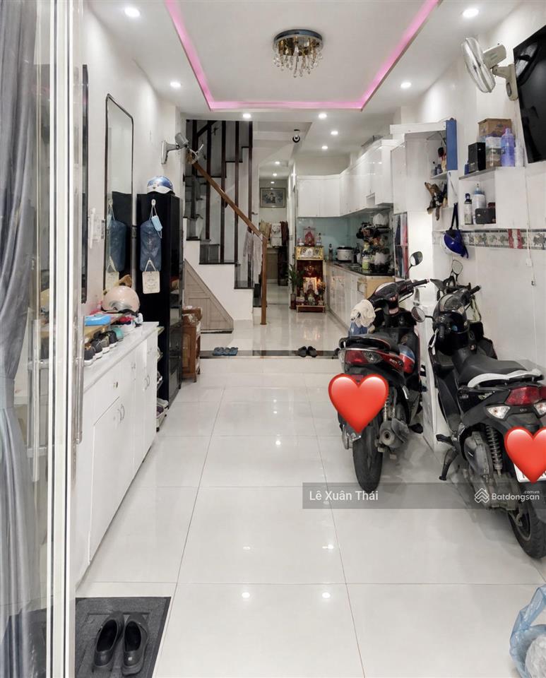 Nhà gần trục đường lê đại hành q11 46m2, hẻm thông, ô tô tới cửa nhỉnh 5 tỷ