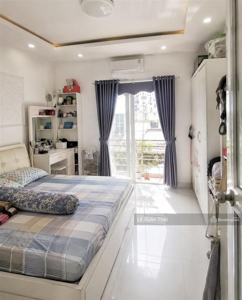 Nhà gần trục đường lê đại hành q11 46m2, hẻm thông, ô tô tới cửa nhỉnh 5 tỷ