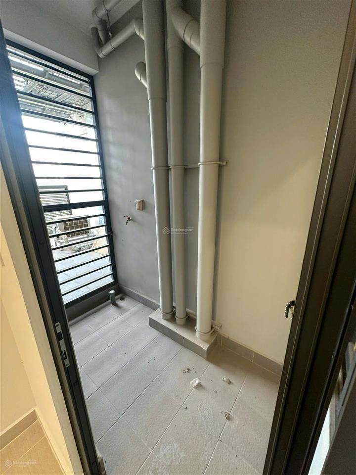 Trống sẵn cho thuê ch 2 phòng ngủ 2wc the origami  vinhomes grand park, có pass