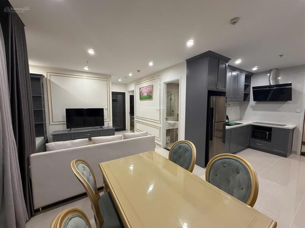 Quá là đẹp cho thuê căn hộ 2 phòng ngủ+  giá siêu rẻ 10tr, the origami  vinhomes grand park