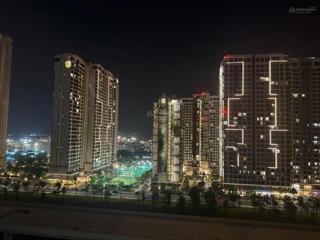 Quá là đẹp cho thuê căn hộ 2 phòng ngủ+  giá siêu rẻ 10tr, the origami  vinhomes grand park