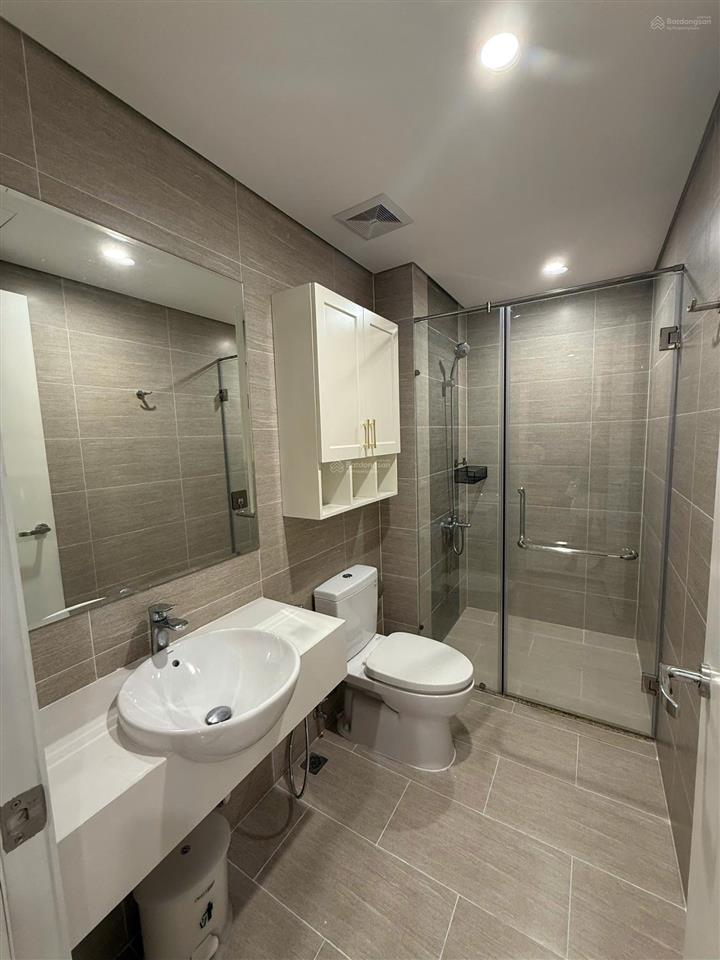 Quá là đẹp cho thuê căn hộ 2 phòng ngủ+  giá siêu rẻ 10tr, the origami  vinhomes grand park