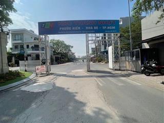 Bán đất tại phạm hữu lầu, 5,6 tỷ, 108m2, hướng đông, mặt tiền 8m. kdc đồng bộ
