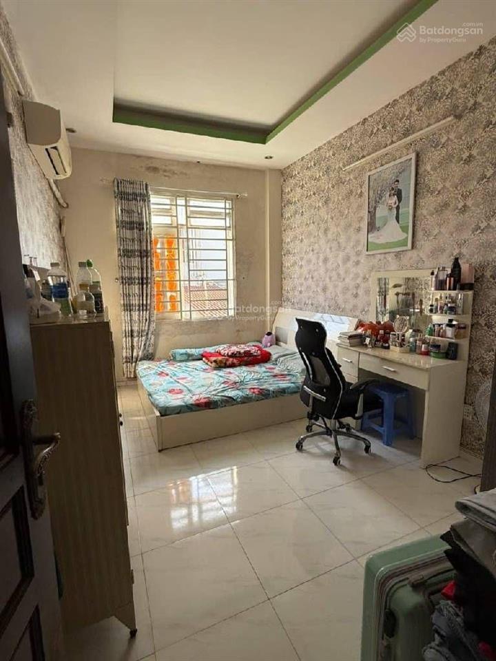 Bán nr tại lê văn lương, ngay cầu ông bốn. giá chỉ 1,85 tỷ, 30m2, 3pn, 2wc.
