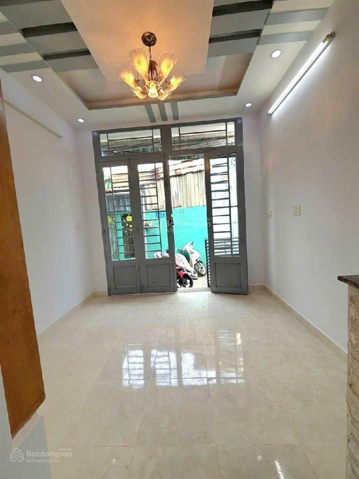 Bán nhà riêng tại lê văn lương, 1,4 tỷ, 28m2, 2pn, 2wc, pháp lý đầy đủ. nhà trống nhận nhà ngay.