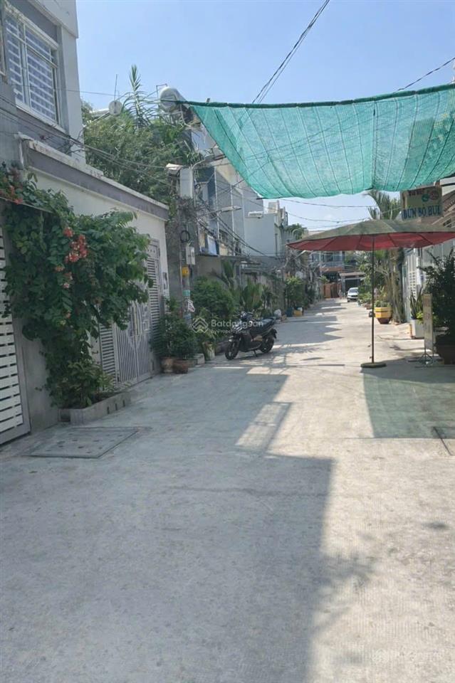 Bán nhà riêng tại 1368 lê văn lương, thiết kế trệt 2 lầu. giá 7,2 tỷ, 80m2, 4pn, 3wc, giá cực tốt.