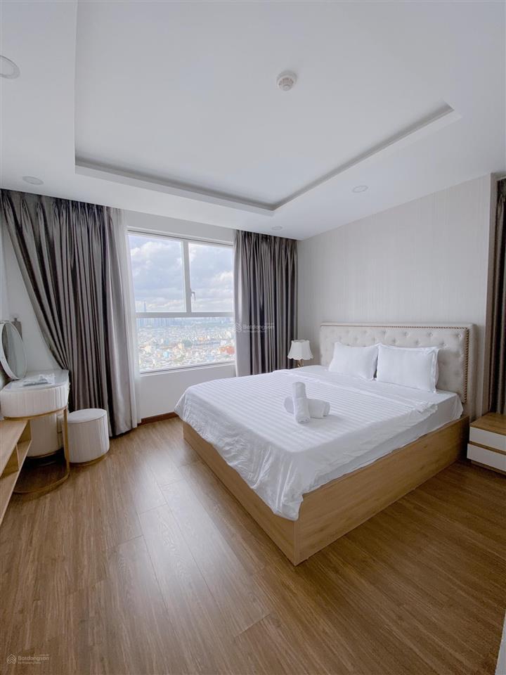Sunrise city central  2pn2wc 76 mét 6,8 tỷ