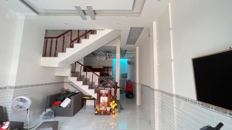 Bán nhà lâm thị hố 70m2 giá chỉ 5.7 tỷ thương lượng mạnh