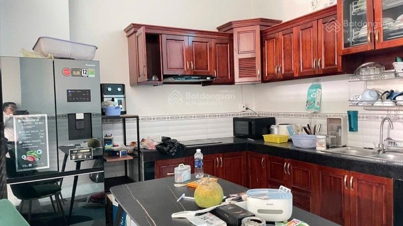 Bán nhà lâm thị hố 70m2 giá chỉ 5.7 tỷ thương lượng mạnh