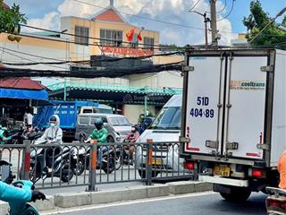 Mặt tiền kinh doanh quang trung chợ hạnh thông tây p11 gò vấp giá rẻ 47 tỷ diện tích 215m2 (4x45)