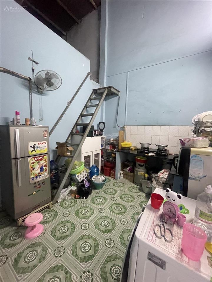 Bán nhà đường xe tải 8m, 90m2, chỉ 5.2tỷ, đường trần thị hè, q12