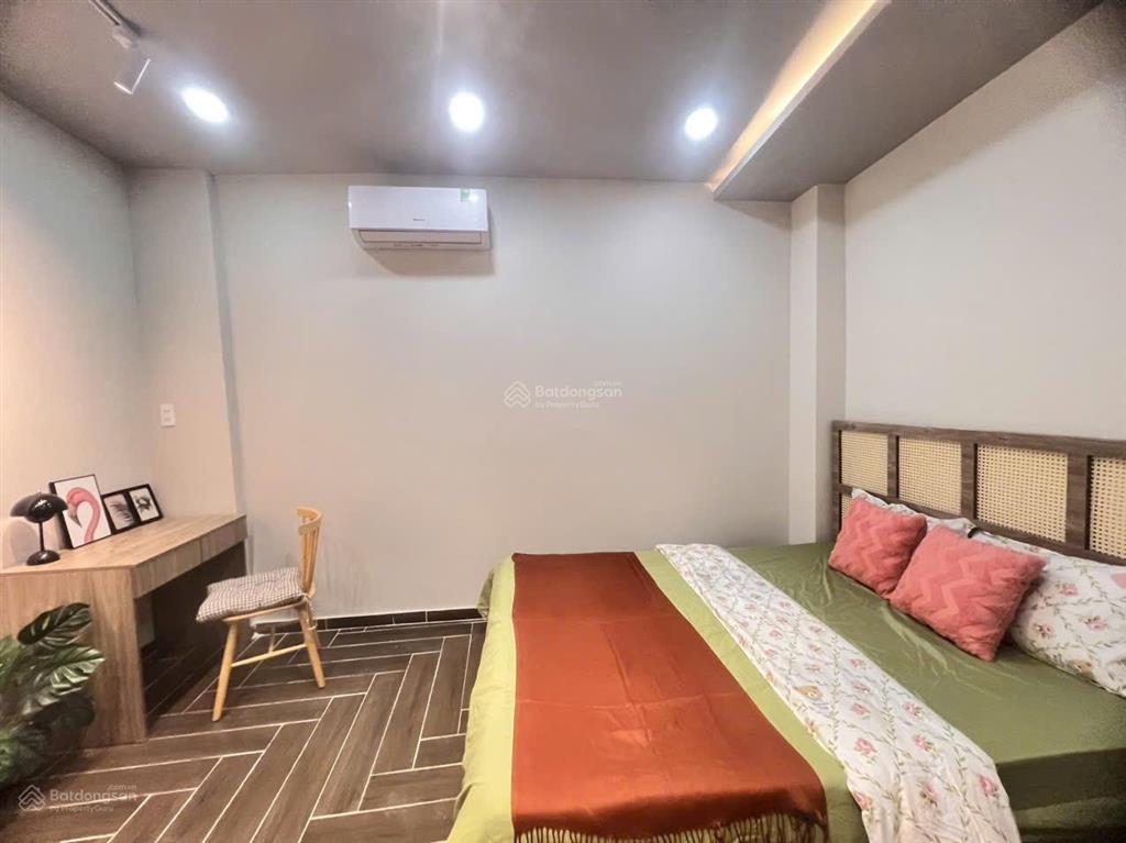 Chdv võ thị sáu, quận 1, 11 phòng, hầm 6 tầng, thang máy, dòng tiền 62tr/tháng, 28 tỷ tl.