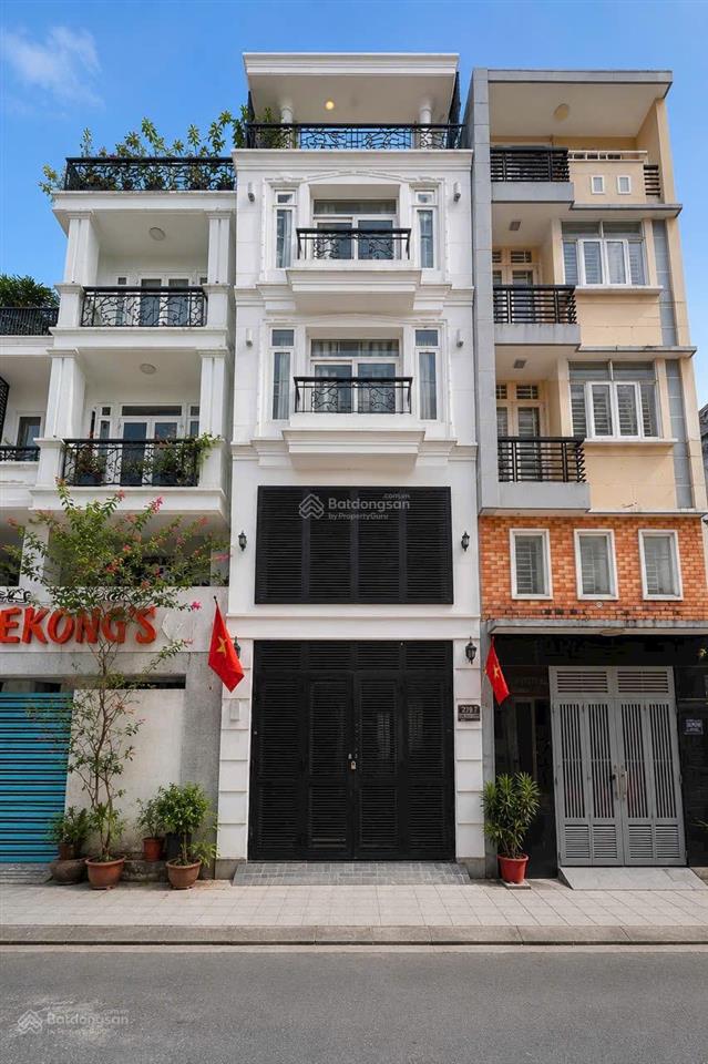 Bán gấp nhà huỳnh văn bánh, phú nhuận 5 tầng btct, gara ô tô, nở hậu tài lộc, 42m2, 12.7 tỷ.