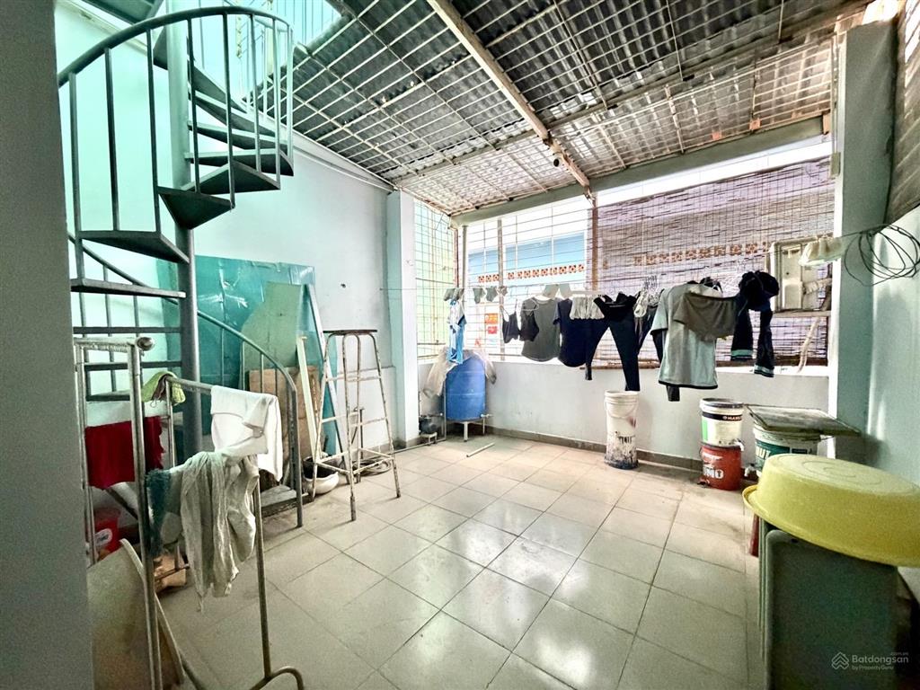 Mặt tiền phân lô công viên nguyên hồng 75m²  gara ô tô  kinh doanh văn phòng  15.8 tỷ tl.