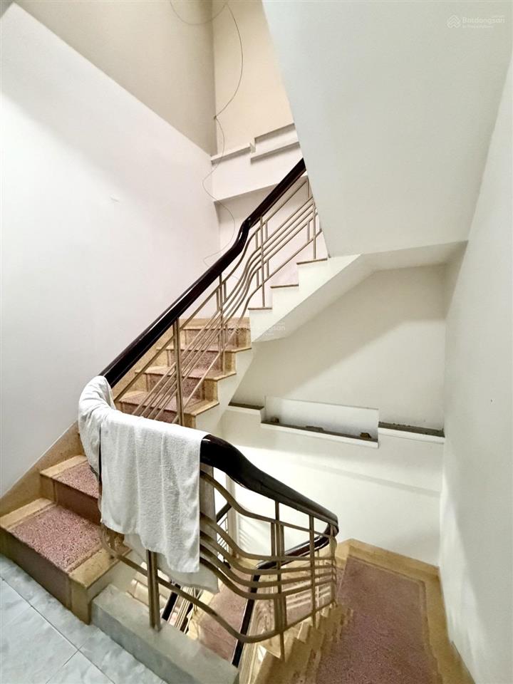 Mặt tiền phân lô công viên nguyên hồng 75m²  gara ô tô  kinh doanh văn phòng  15.8 tỷ tl.