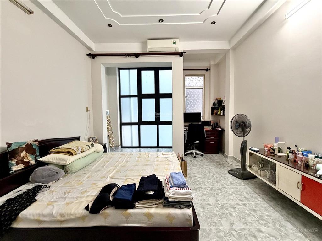 Mặt tiền phân lô công viên nguyên hồng 75m²  gara ô tô  kinh doanh văn phòng  15.8 tỷ tl.