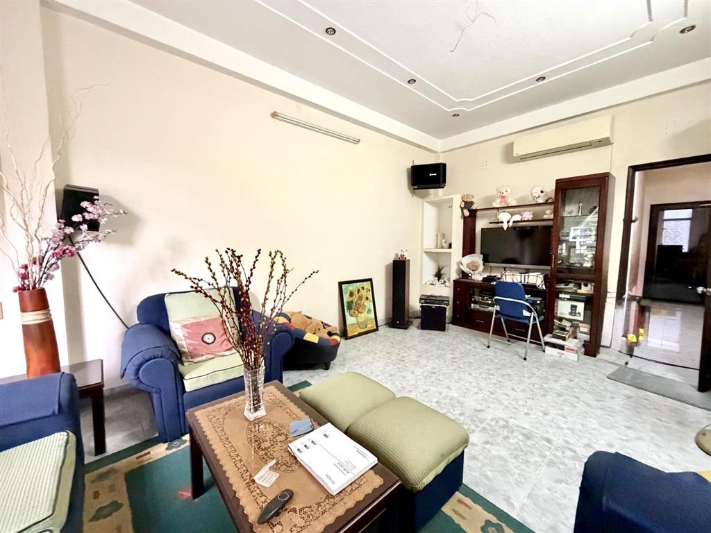 Mặt tiền phân lô công viên nguyên hồng 75m²  gara ô tô  kinh doanh văn phòng  15.8 tỷ tl.