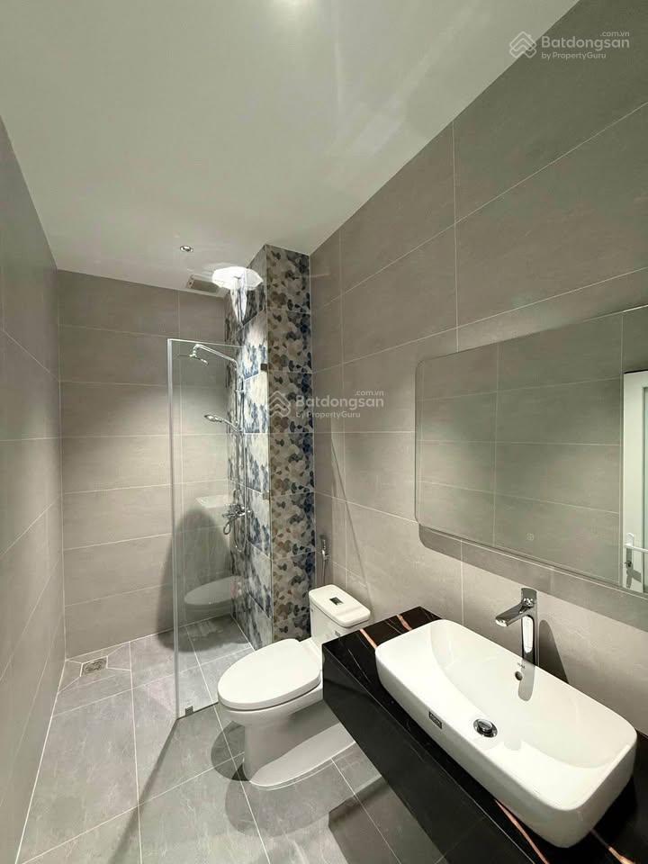 Bán gấp căn chính chủ nguyễn thị nhỏ p15 quận 11, 99m2, hđ thuê 25tr/th, sổ hồng riêng