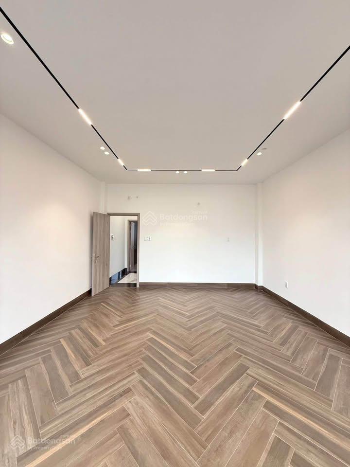 Bán gấp căn chính chủ nguyễn thị nhỏ p15 quận 11, 99m2, hđ thuê 25tr/th, sổ hồng riêng