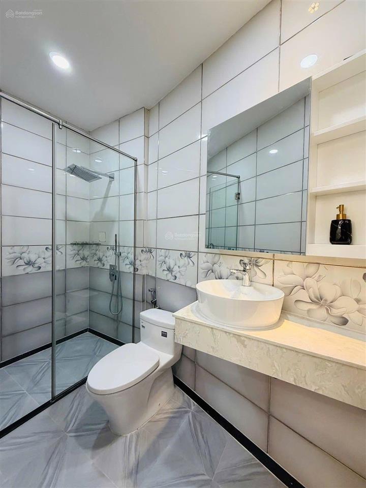 Chính chủ cần bán gấp căn đinh công tráng p tân định q1, 70m2, sổ hồng riêng