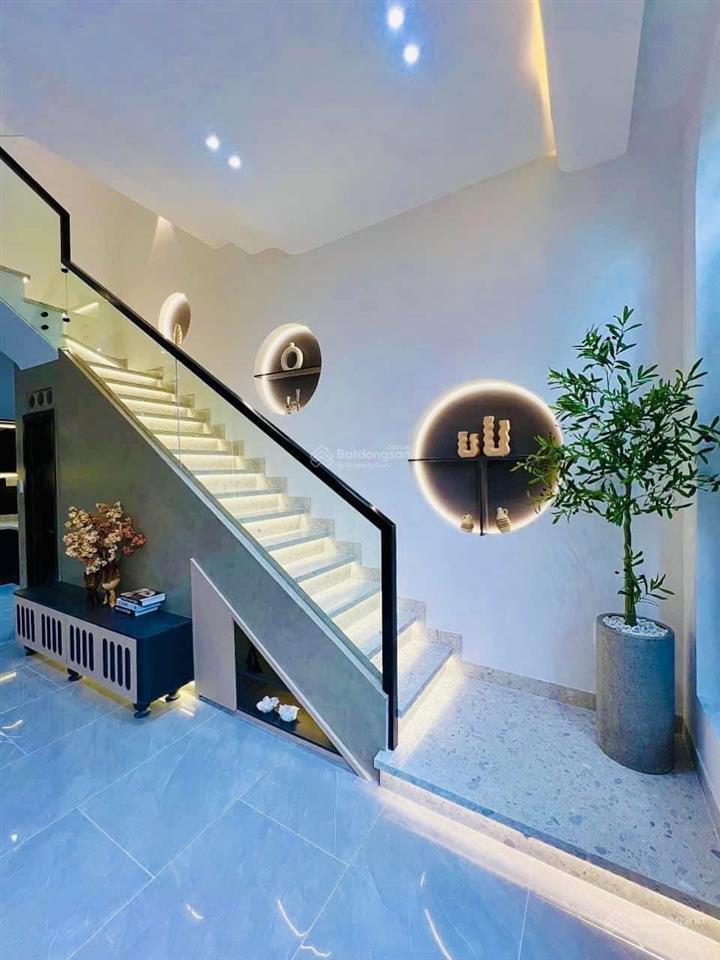 Chính chủ cần bán gấp căn trần ngọc lên p. định hòa thủ dầu một, 77m2, giá 1tỷ970 sổ hồng riêng