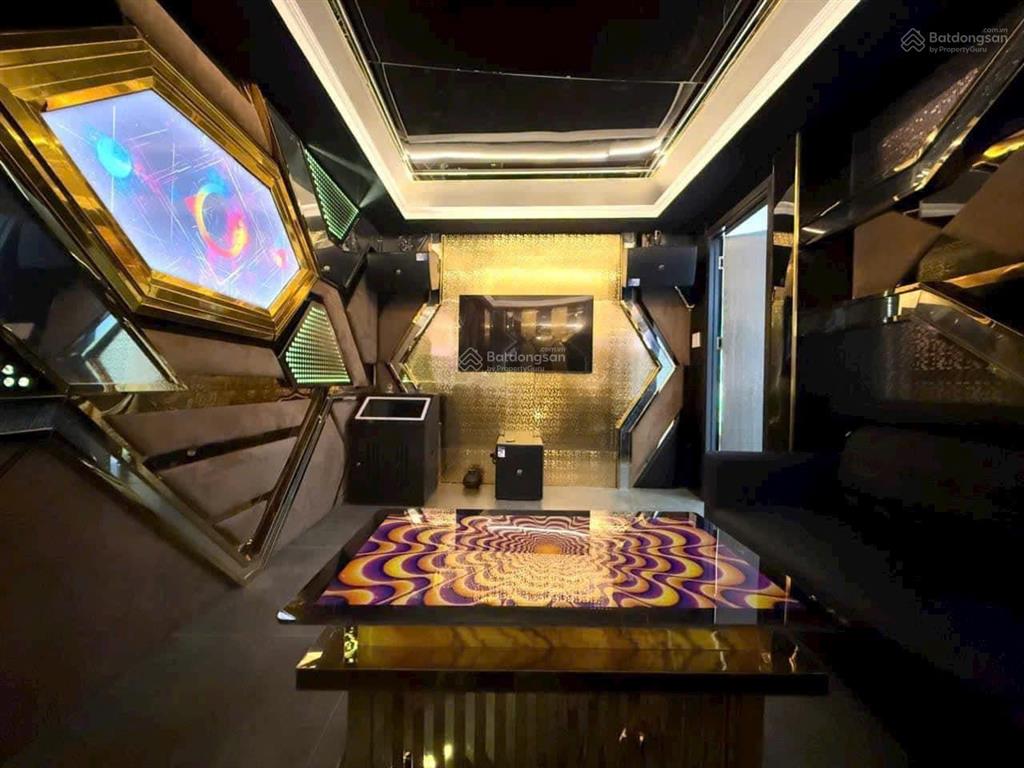 Nhà chính chủ thiết kế siêu đẹp cần bán ra căn trần văn đang, p10, q3,95m2,giá 5ty360 sổ hồng riêng