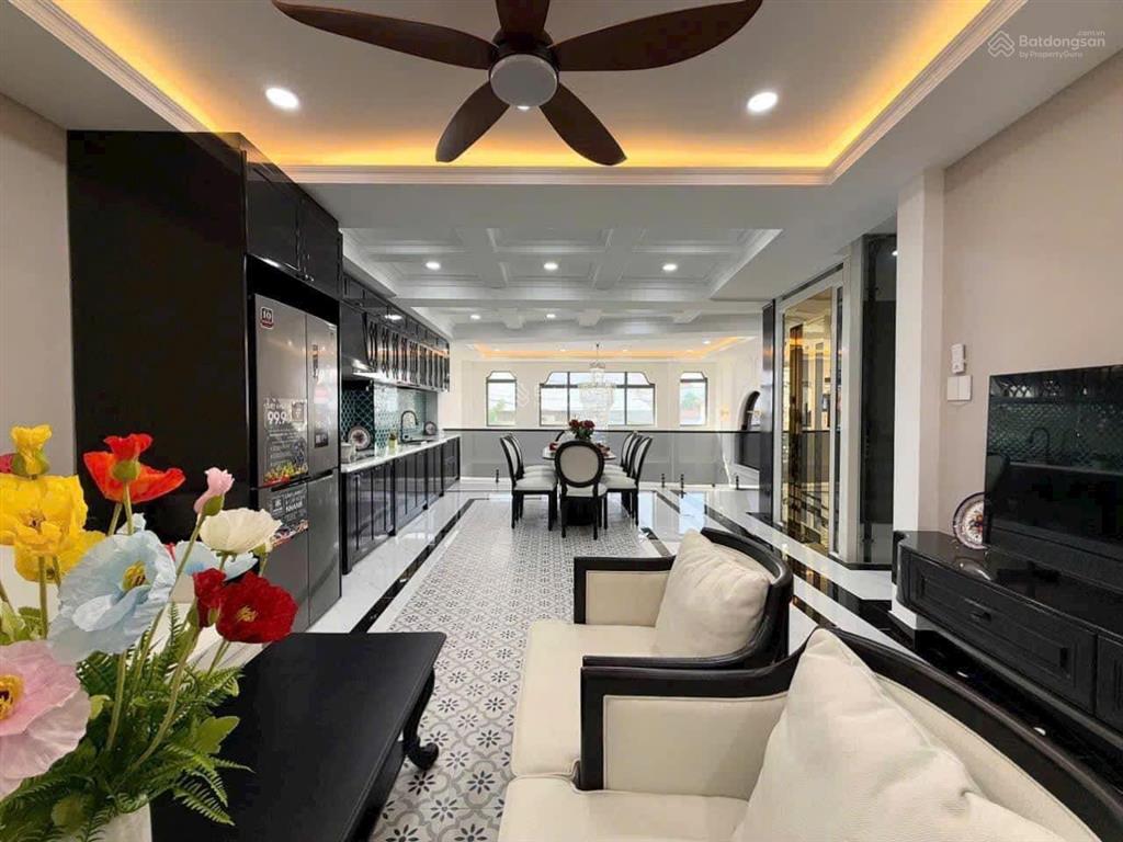 Nhà chính chủ thiết kế siêu đẹp cần bán ra căn trần văn đang, p10, q3,95m2,giá 5ty360 sổ hồng riêng