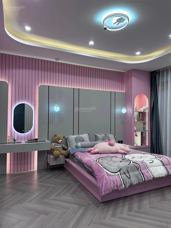 Chính chủ bán gấp ra căn phong cách âu đường tôn thất thuyết, p15, q4, 81m2, sổ hồng riêng