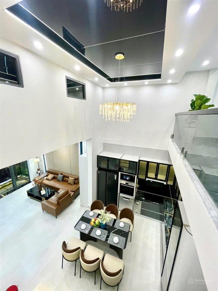 Bán nhà riêng tại trường sơn,p hoà hưng, quận 10, 4,29 tỷ, 73 m2, view đẹp, uy tín,sổ hồng riêng
