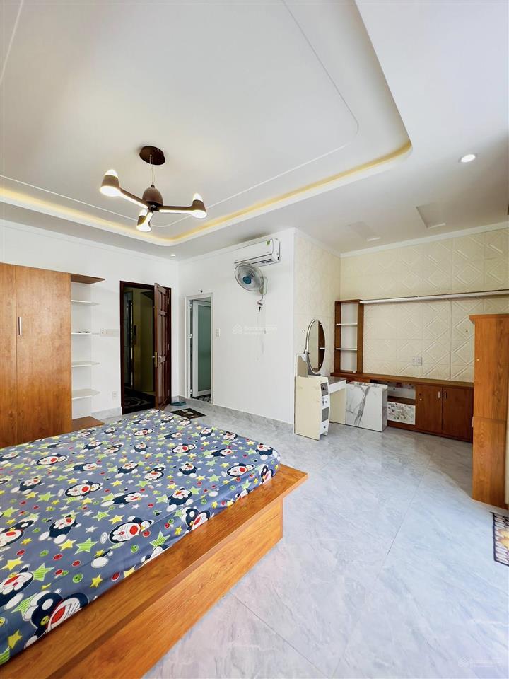 Chính chủ cần bán gấp ra căn nguyễn thị định, p thạnh mỹ lợi thủ đức, 82.5m2,giá 4tỷ5,sổ hồng riêng
