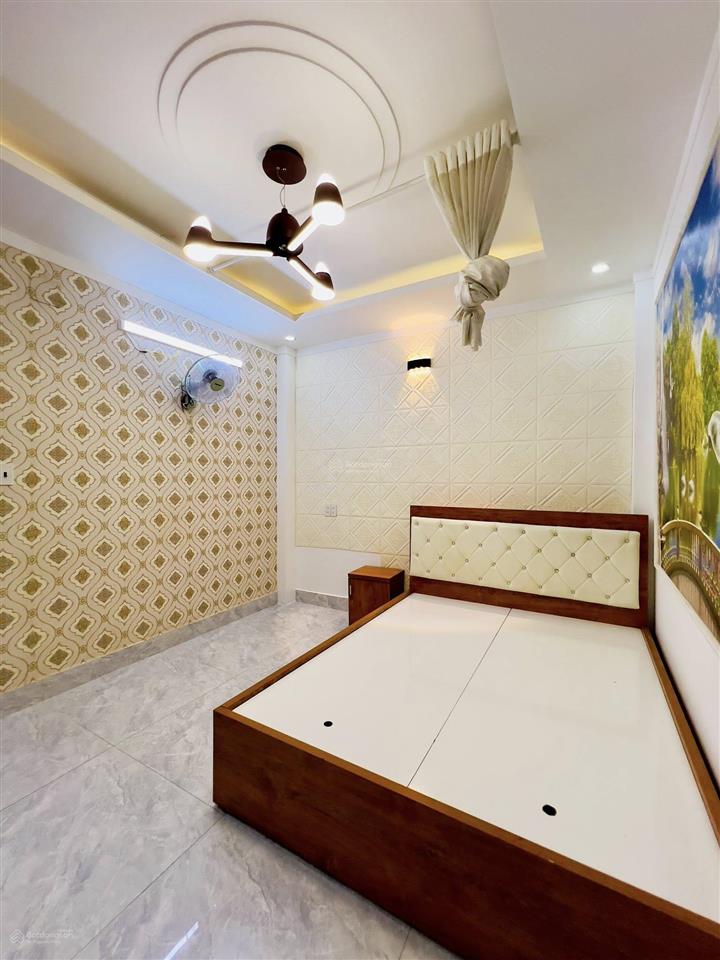 Chính chủ cần bán gấp ra căn nguyễn thị định, p thạnh mỹ lợi thủ đức, 82.5m2,giá 4tỷ5,sổ hồng riêng
