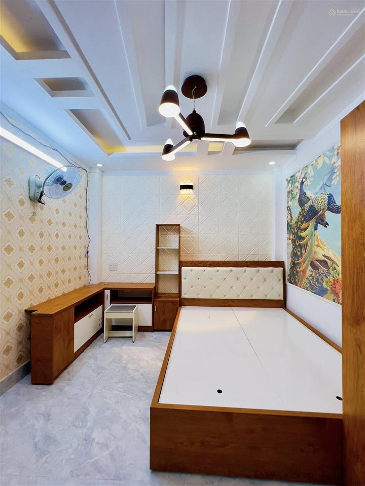 Chính chủ cần bán gấp ra căn nguyễn thị định, p thạnh mỹ lợi thủ đức, 82.5m2,giá 4tỷ5,sổ hồng riêng