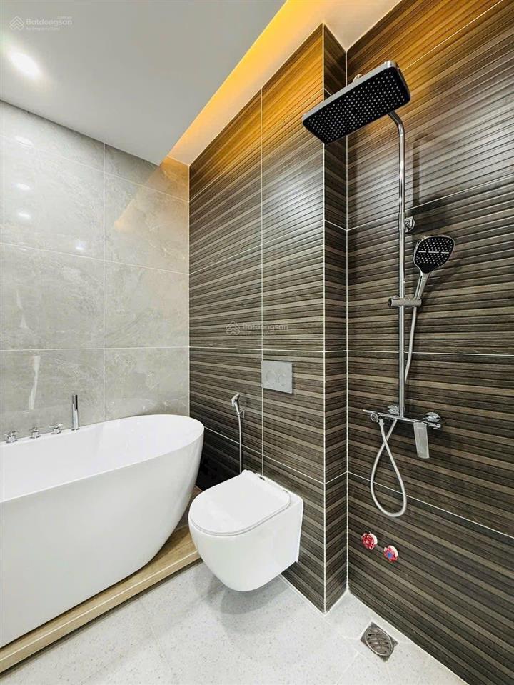 Siêu phẩm nhà mặt tiền hẻm chính chủ mai văn ngọc p phú nhuận hcm,103.5m2,giá 8ty7,sổ hồng riêng
