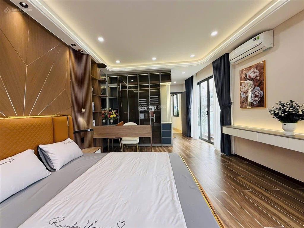 Siêu phẩm nhà mặt tiền hẻm chính chủ mai văn ngọc p phú nhuận hcm,103.5m2,giá 8ty7,sổ hồng riêng