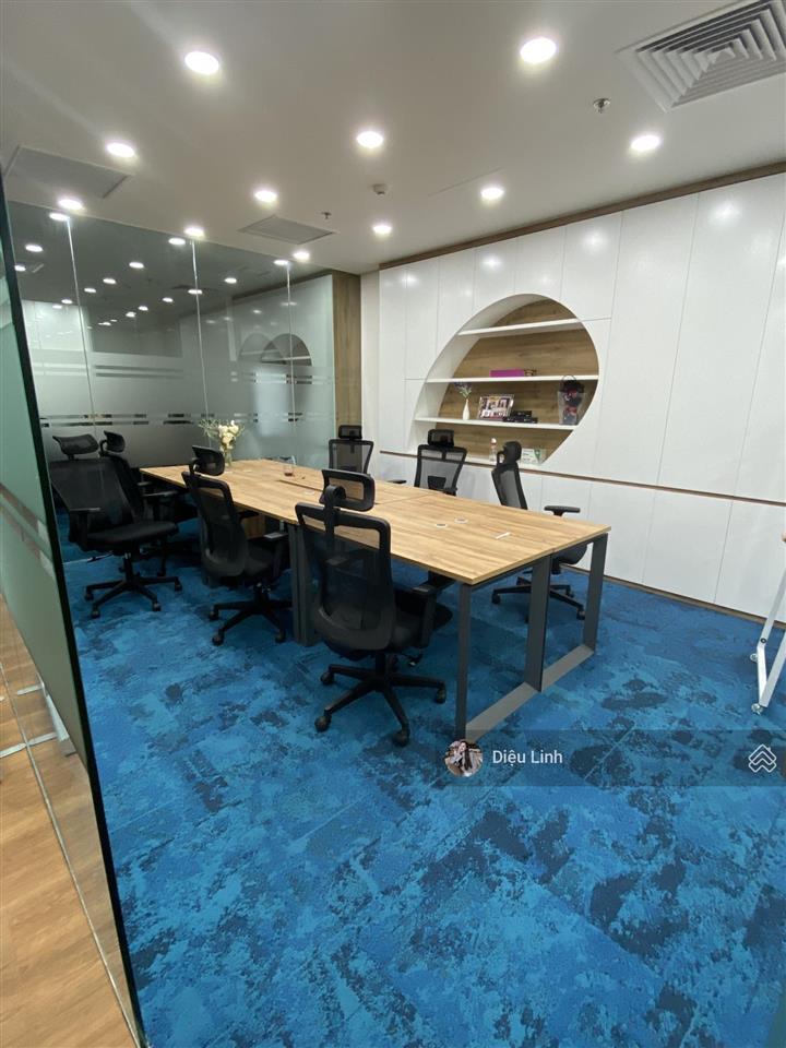 Cho thuê sàn 200m2 sẵn nội thất cực đẹp tại vinhomes west point, phạm hùng, nam từ liêm, hà nội