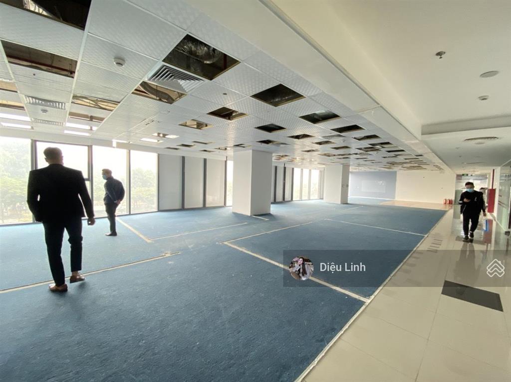 Chính chủ cho thuê sàn 500m2 cực đẹp giá rẻ tại new skyline, văn quán, hà đông
