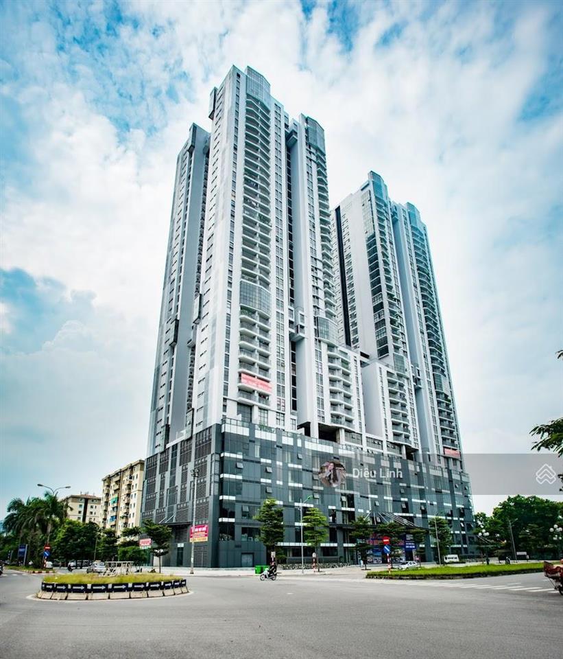 Chính chủ cho thuê sàn 500m2 cực đẹp giá rẻ tại new skyline, văn quán, hà đông