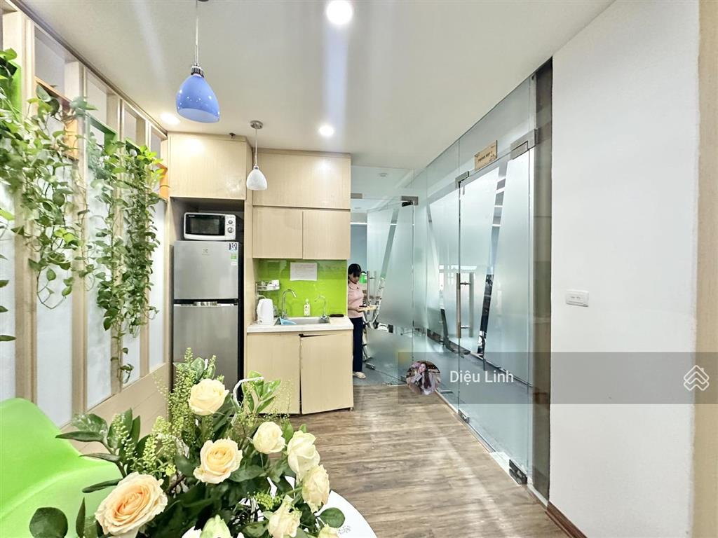 Chính chủ cho thuê sàn 500m2 cực đẹp giá rẻ tại new skyline, văn quán, hà đông